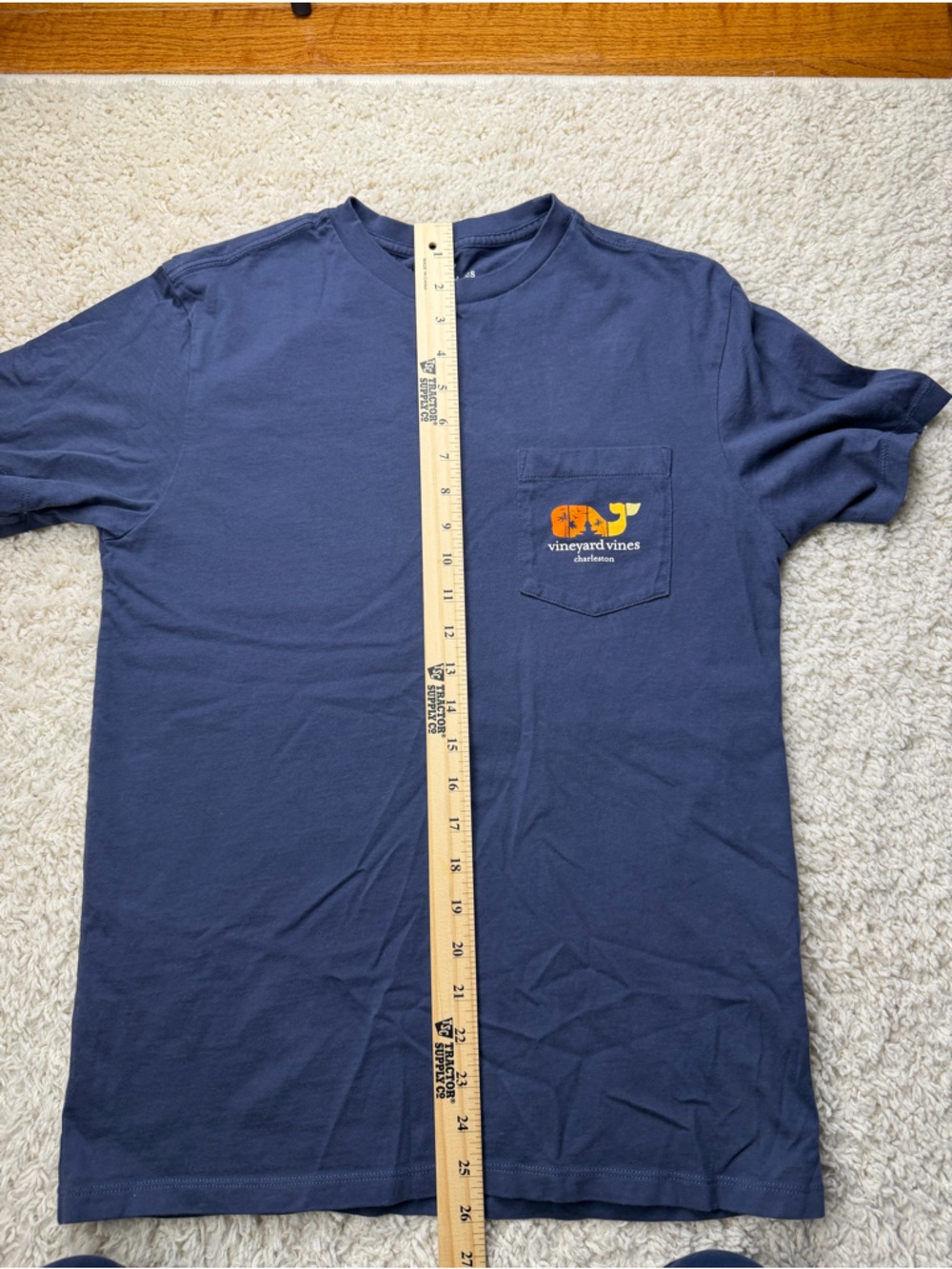 Vineyard Vines XS Charleston Pocket Tee - Picture 6 of 6